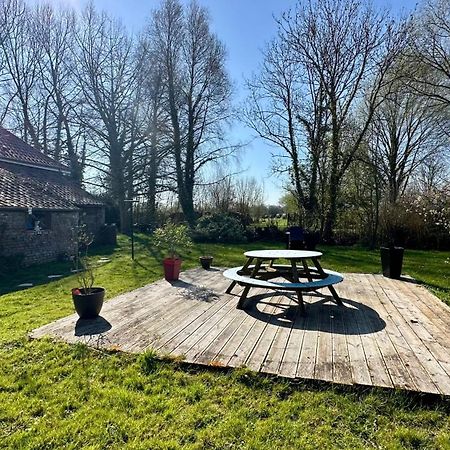 Terre & Mer'Veilles 2, Appartement Avec Spa Pour 2 Personnes Favieres  Exterior photo